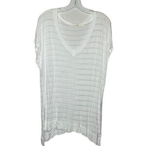 Gibsonย V-NeckโTopโ White